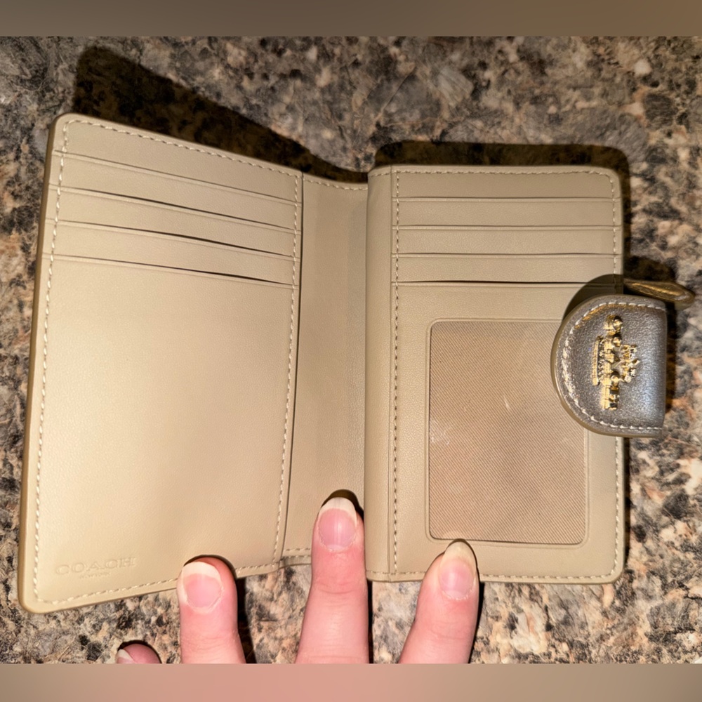 Coach Medium Corner Zip Metallic Champagne Wallet - Picture 4 of 5